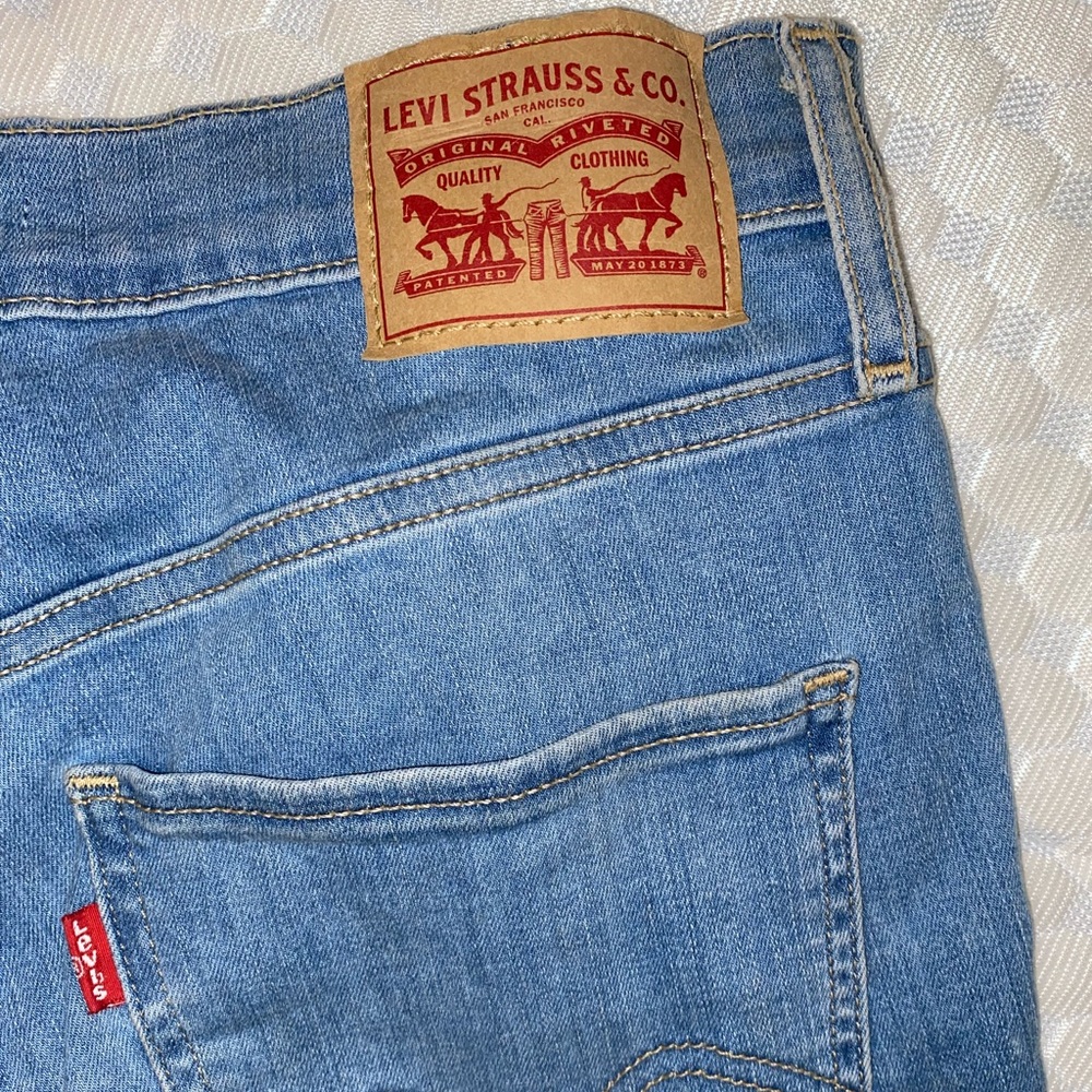Levi Mile High Super Skinny - Picture 2 of 3